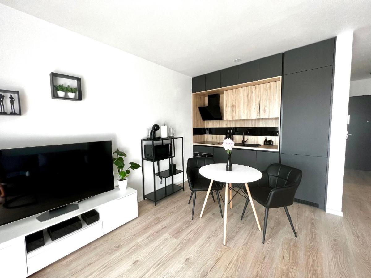 Liptovský Mikuláš Urban Vista Apartment מראה חיצוני תמונה