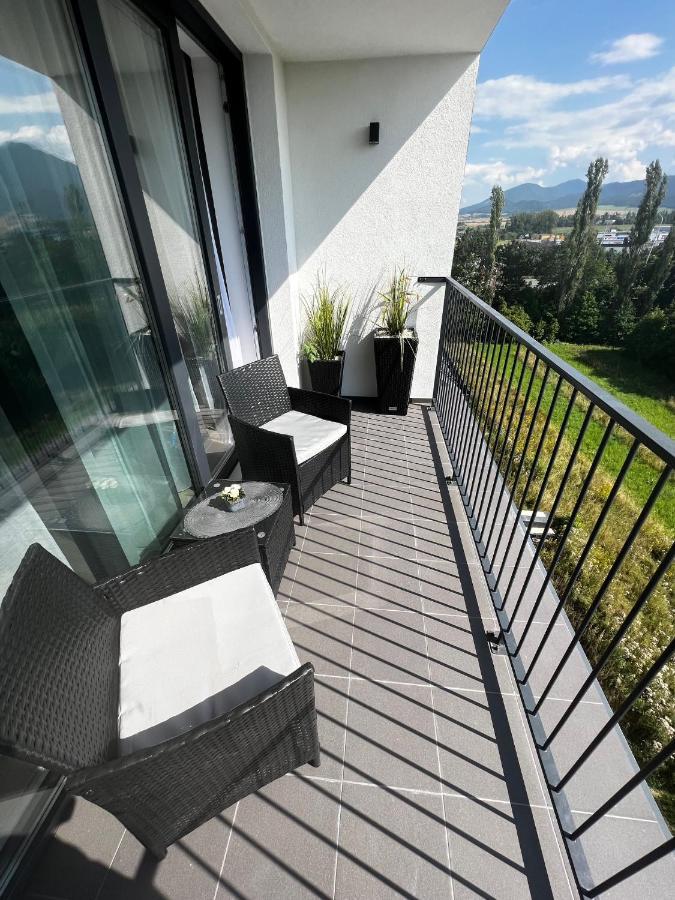 Liptovský Mikuláš Urban Vista Apartment מראה חיצוני תמונה